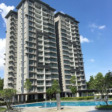 Ohana Sky Villa Residences 쿠칭 외부 사진